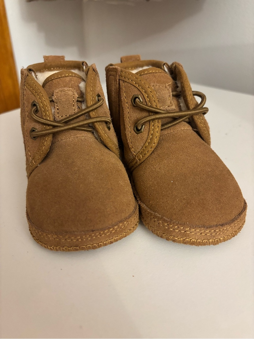 UGG Kids Chestnut Suede Lace-Up Boots
